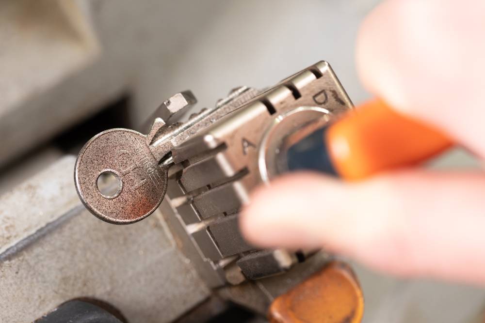 key-cutting-0